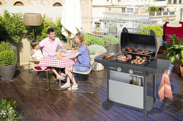 Campingaz Barbecue à Gaz Class 2 LX Vario, 2 Brûleurs, Puissance 7.5kW, Grille et Plancha en Acier Double Emaillage, 2 Tablettes Latérales, Gris/Noir