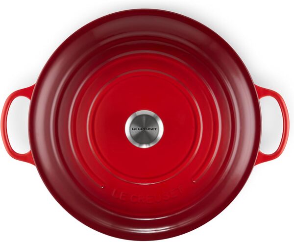 LE CREUSET, Cocotte Signature en Fonte Émaillée avec Couvercle, Ø 34 cm, Ronde, Compatible avec Toutes Sources de Chaleur (Induction Incluse), Capacité : 12 l, Rouge Cerise
