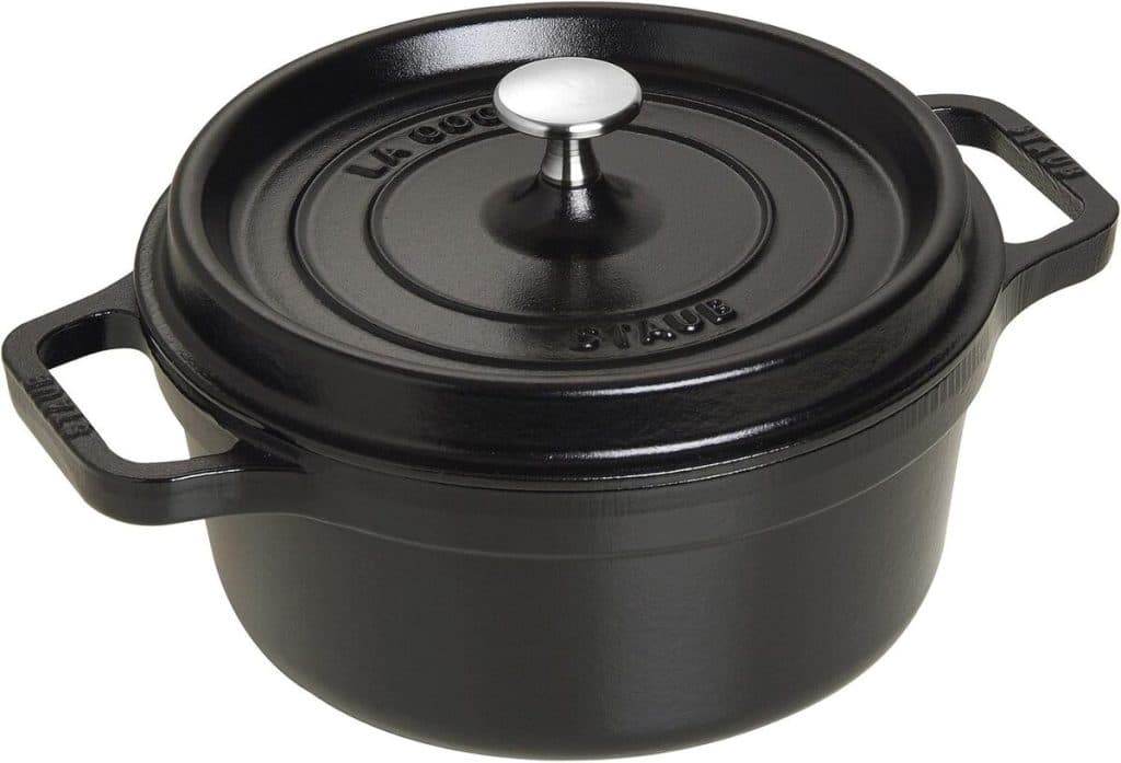 Test de la cocotte ronde Staub 2.75-quart noir mat