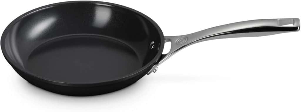 Test de la poêle en céramique Le Creuset Essential 8 pouces