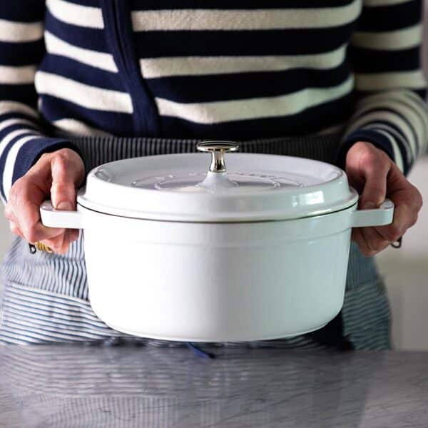 Staub Cocotte ronde 4 quart 4-Quart Blanc.