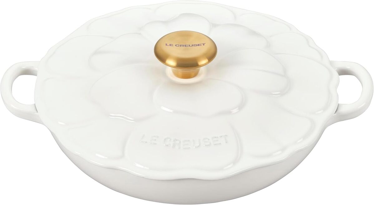 Test du Signature Braiser à pétales Le Creuset : élégance et performance en cuisine