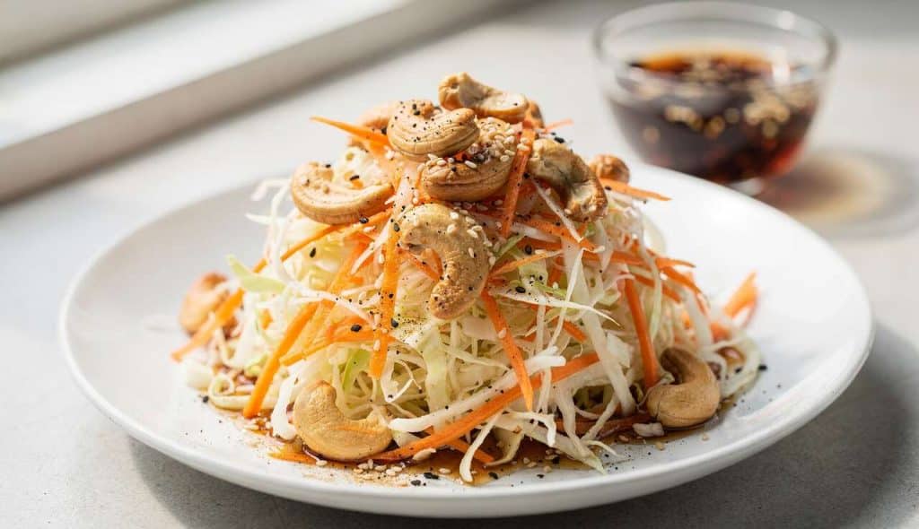 Salade de Chou Blanc à la Noix de Cajou : recette Croquante et Savoureuse