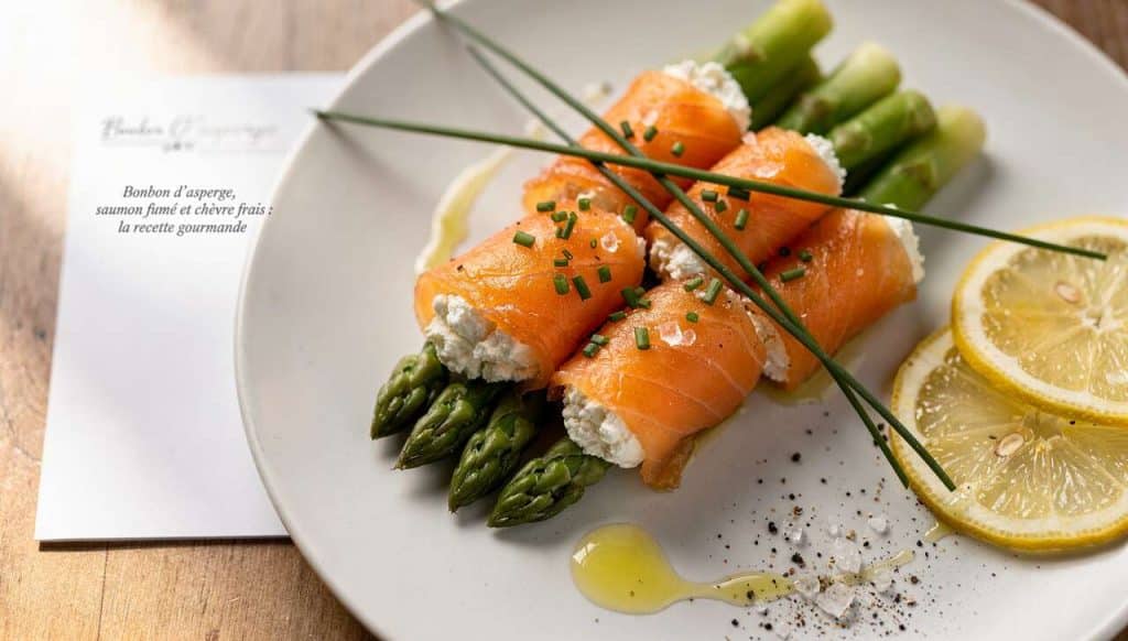 Bonbon d'asperge, saumon fumé et chèvre frais : la recette gourmande