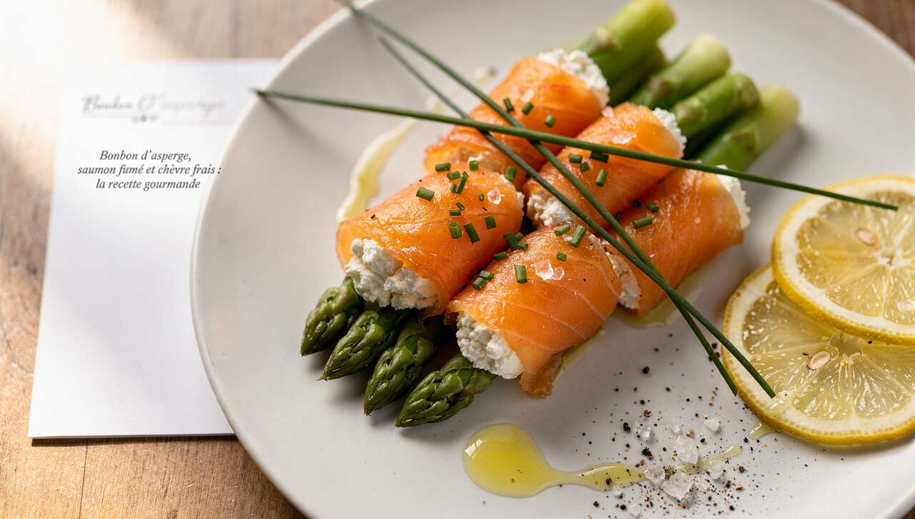 Bonbon d'asperge, saumon fumé et chèvre frais : la recette gourmande