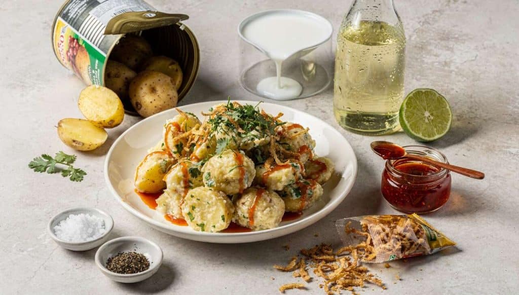 Salade de pommes de terre au lait de coco et citron vert : recette exotique