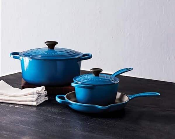 Découvrez notre avis détaillé sur la poêle à frire Le Creuset Signature 30 cm : performance, durabilité et design à l'épreuve pour des cuisines savoureuses.