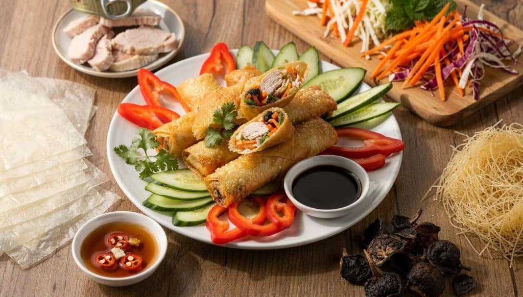 Recette de mini-nems de poulet aux légumes de printemps