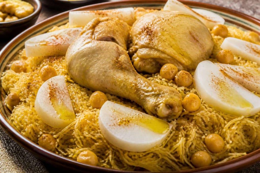 Rechta au poulet facile : la recette traditionnelle