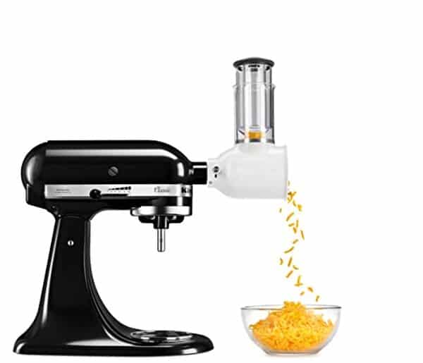 Découvrez notre test complet du kitchenAid Classic 5K45SS, le robot de cuisine polyvalent avec coupe-légumes intégré. Performances, design et fonctionnalités analysées en détail.