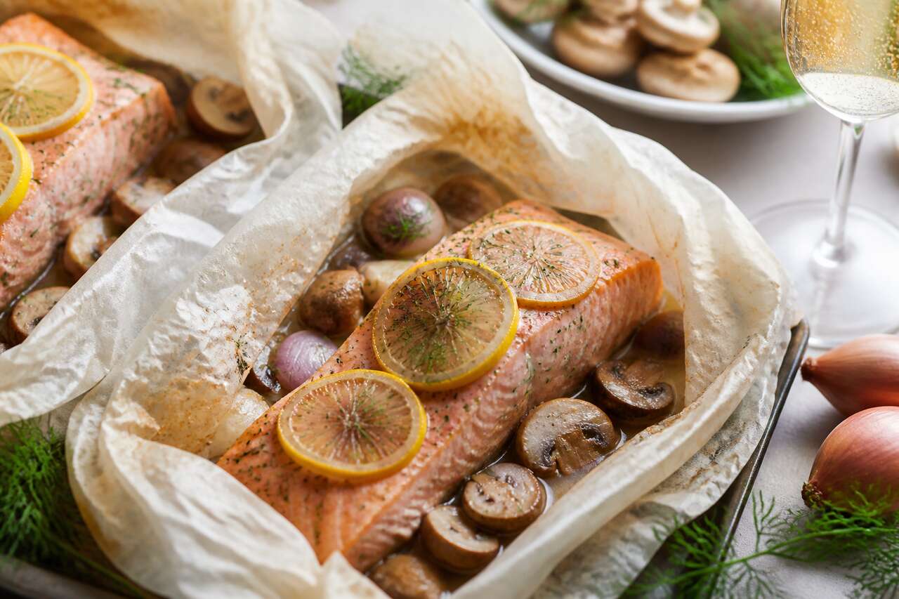 Papillote de saumon au champagne et champignons
